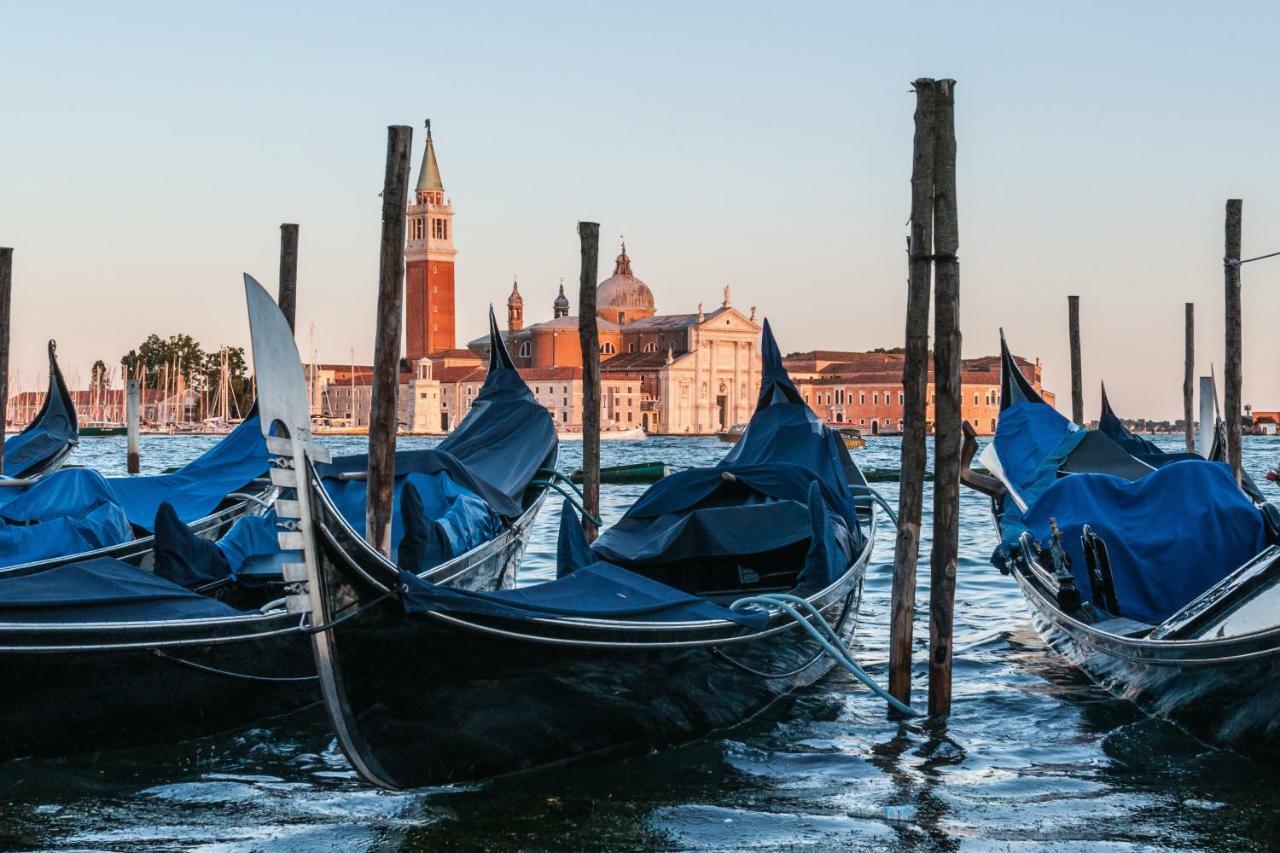 Ca' Fenice 1921 Venedig Eksteriør billede